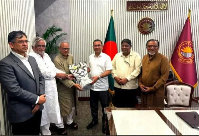 প্রধানমন্ত্রীর সঙ্গে বিএনপির নবনির্বাচিত স্থায়ী কমিটির সদস্যদের সৌজন্য সাক্ষাৎ